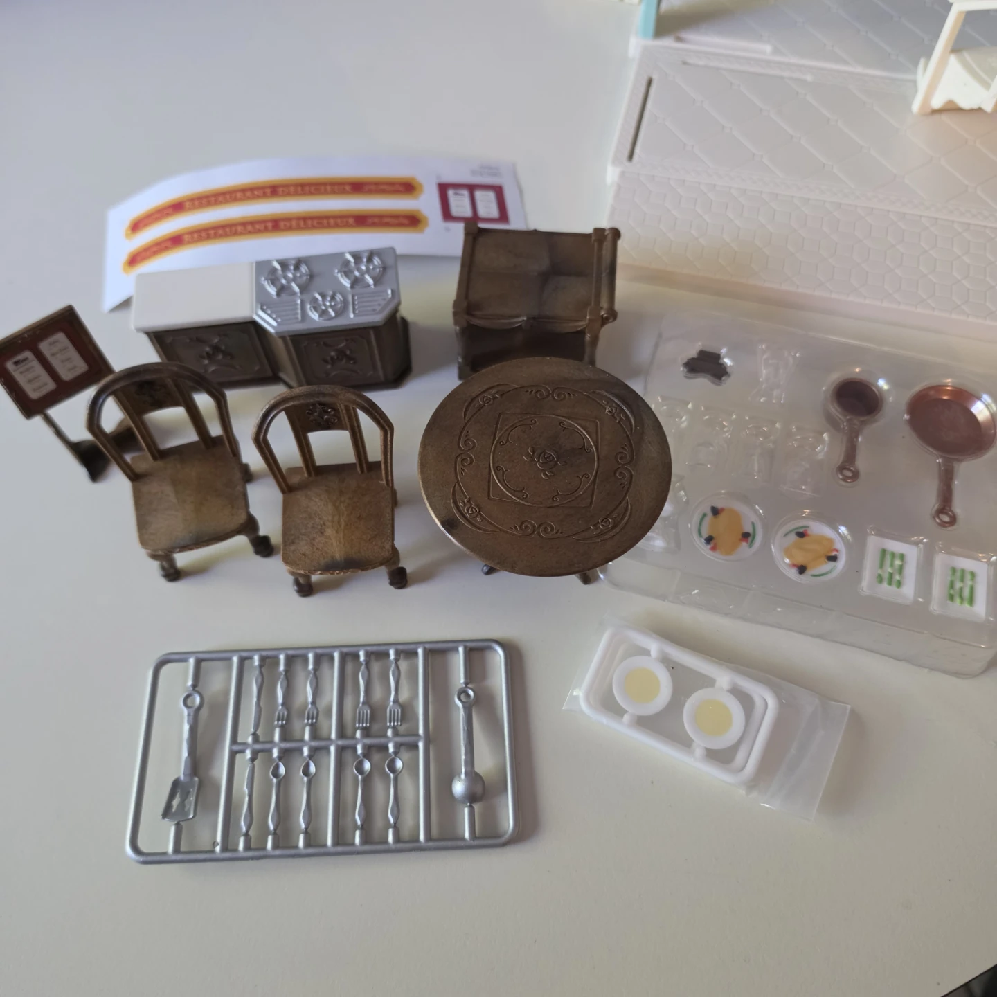 Calico Critters Town Series Delicious Restaurant Playset – EEUC - photo 3