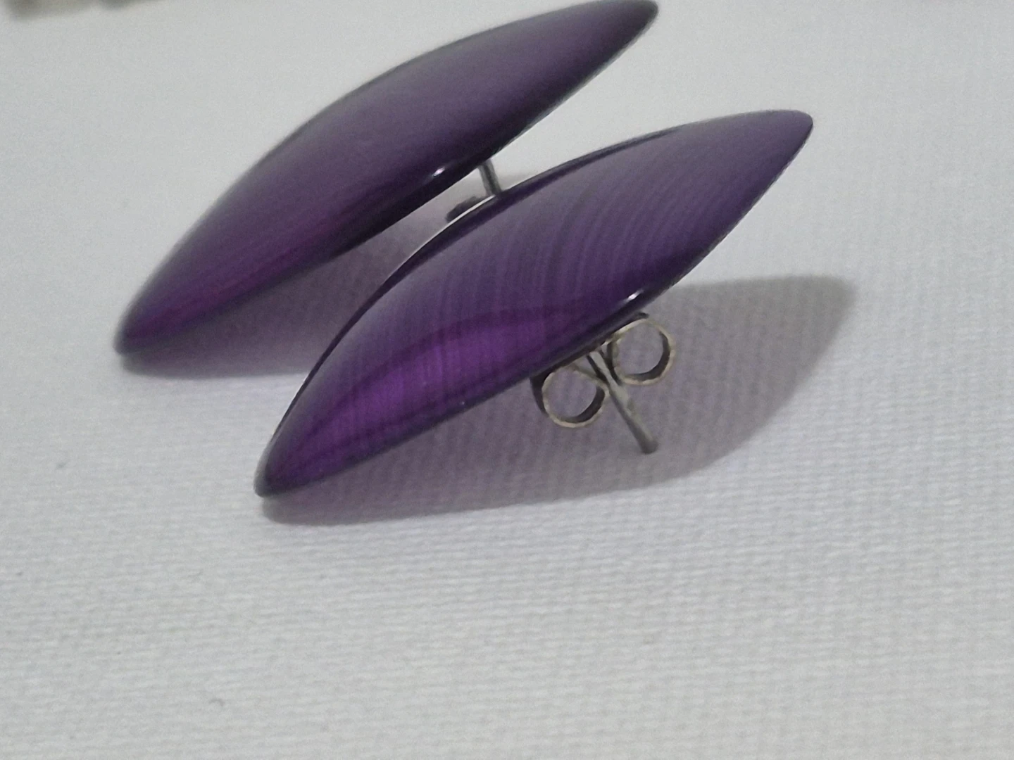 Pair of stud earrings - photo 3