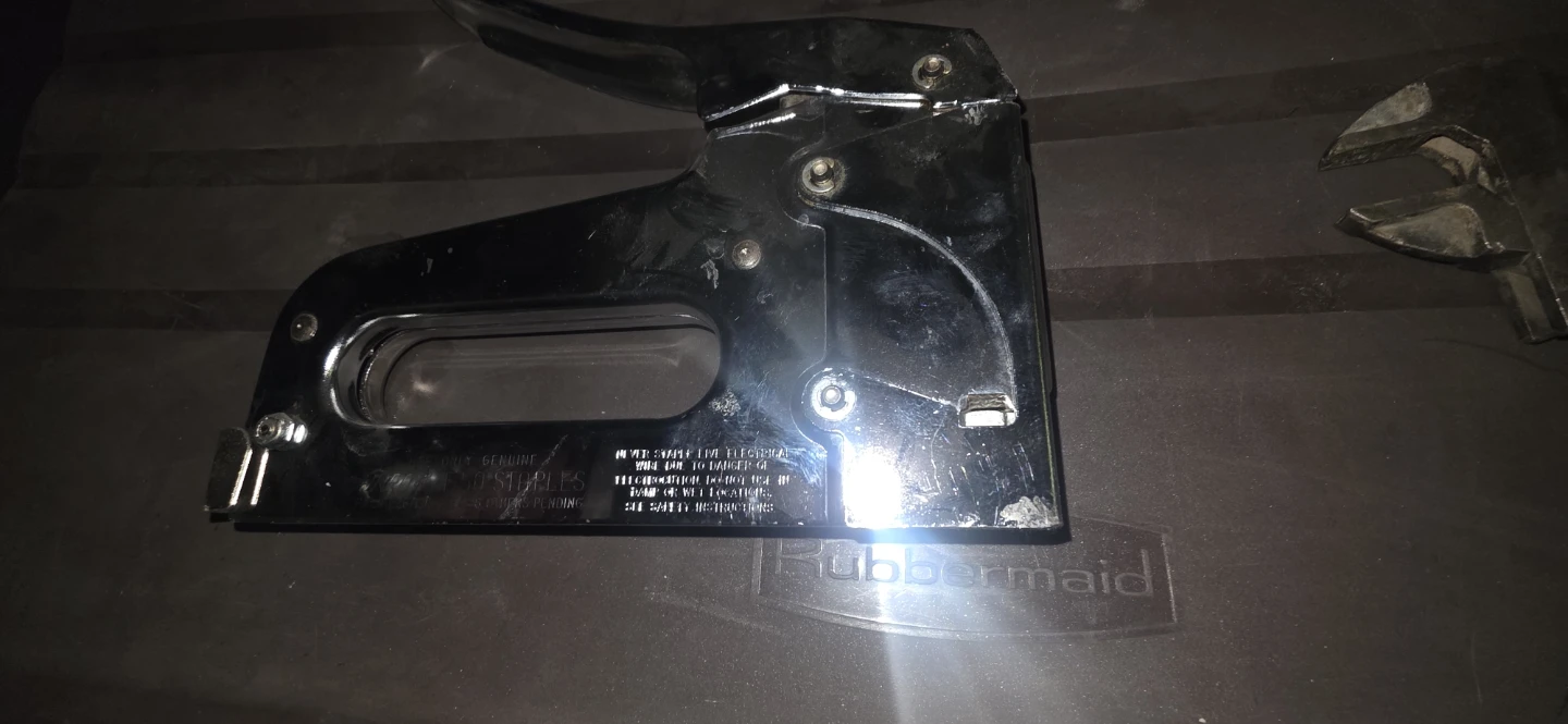 Heavy Duty Stapler - photo 2