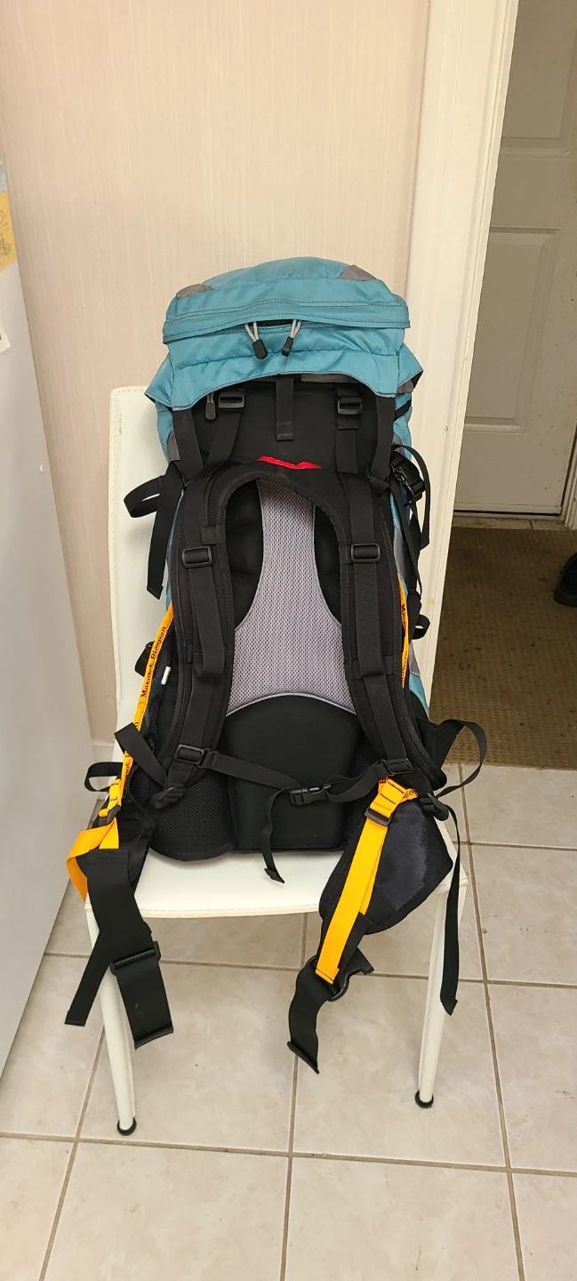 Marmot DIVA 36 Womans Backpack Medium - Excellent Condition - photo 3