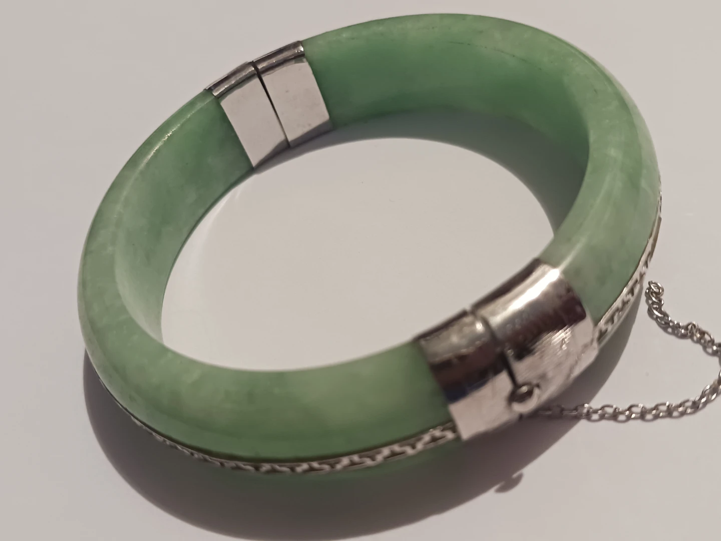 Sterling Silver 925 Genuine Jade Hinged Bracelet - photo 3