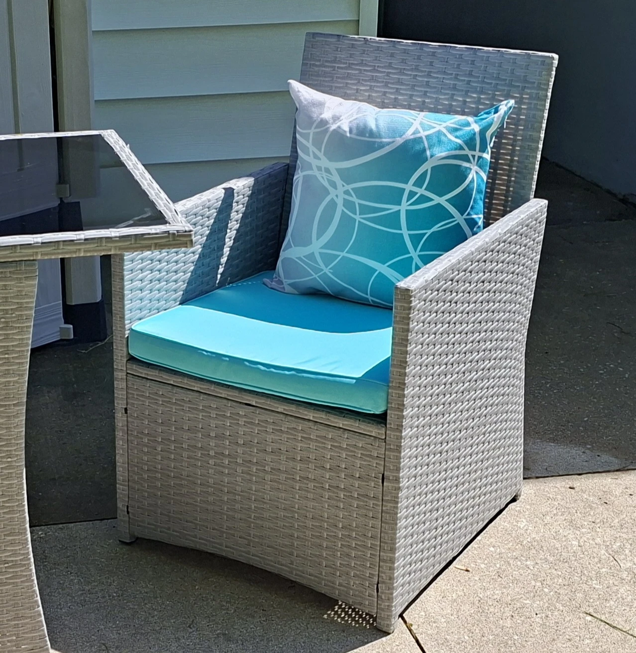Rattan Outdoor Bistro Set with Glass Top Table & 2 Chairs - photo 5
