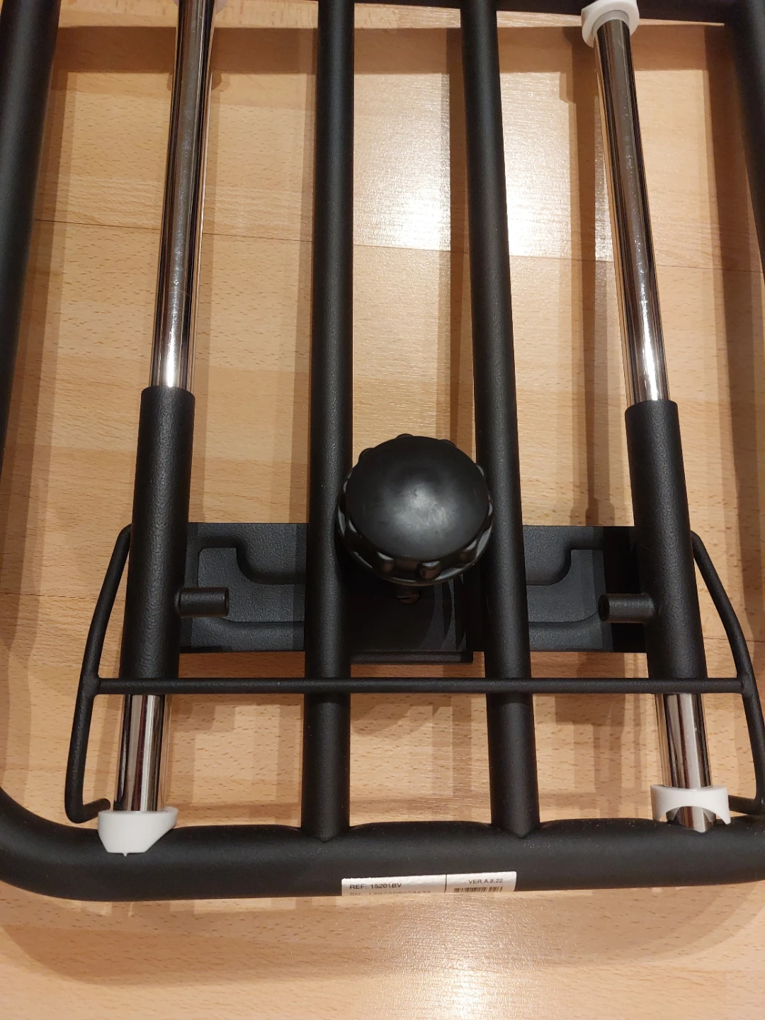 Metal bed rails - photo 4