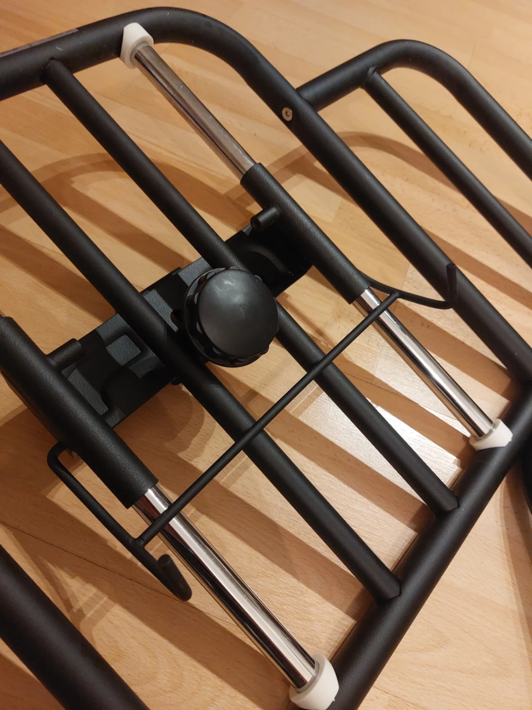 Metal bed rails - photo 5
