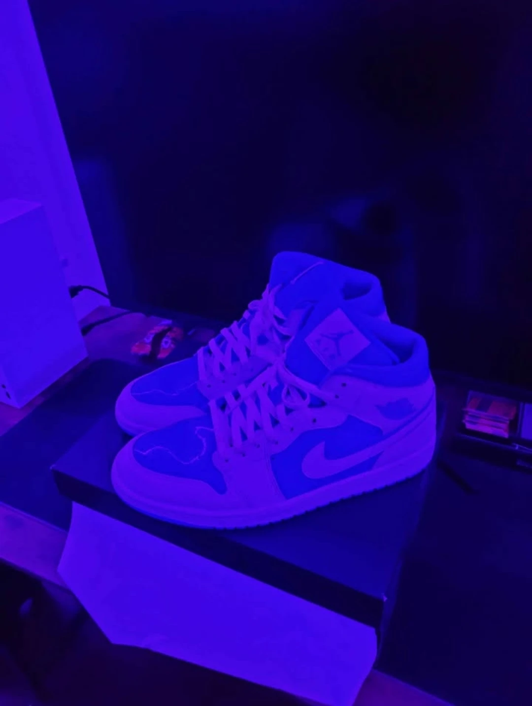 Air Jordan 1 Mid SE Men's Shoes - photo 2