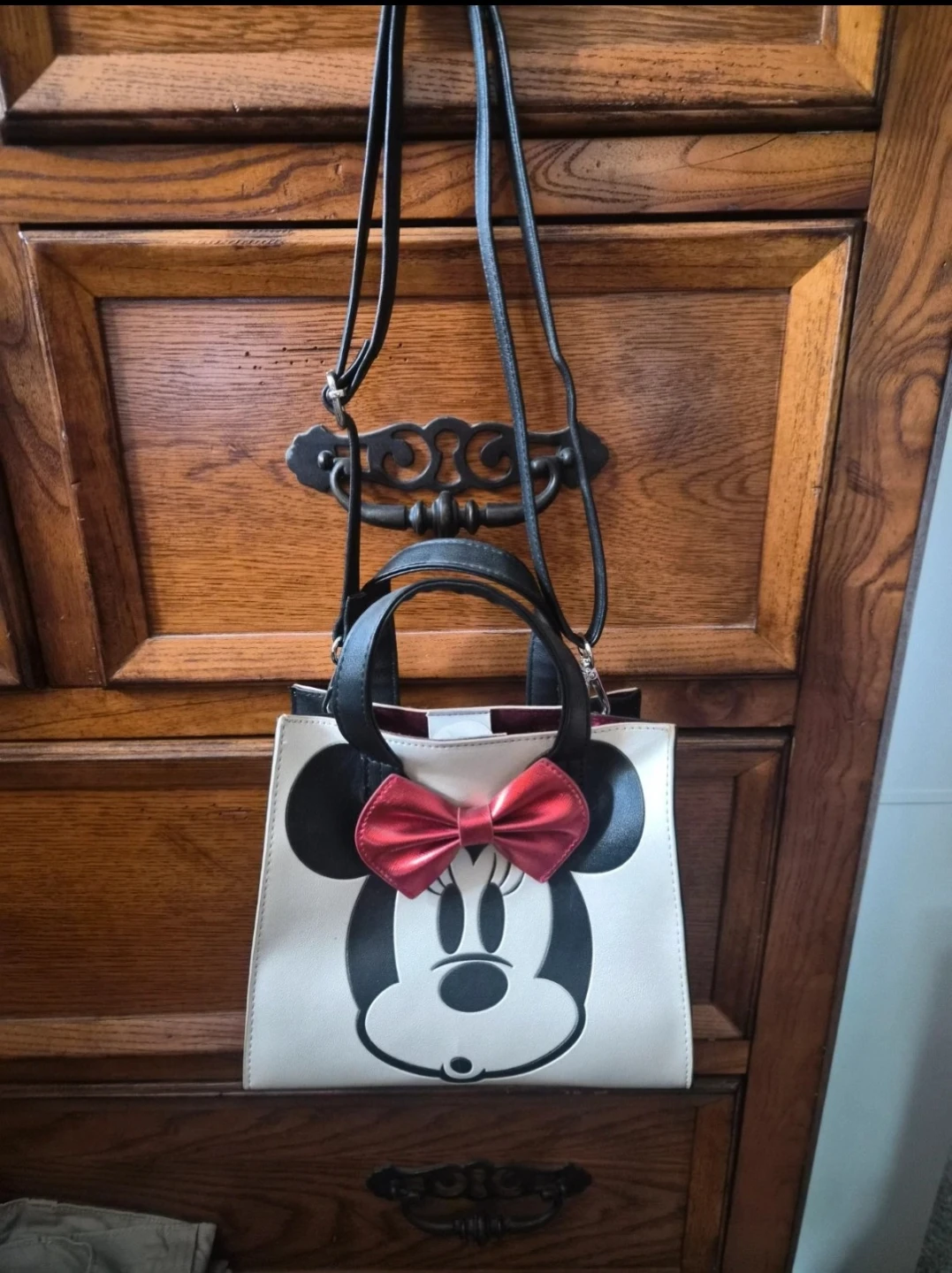 Minnie Mouse handbag with crossbody strap - photo 3