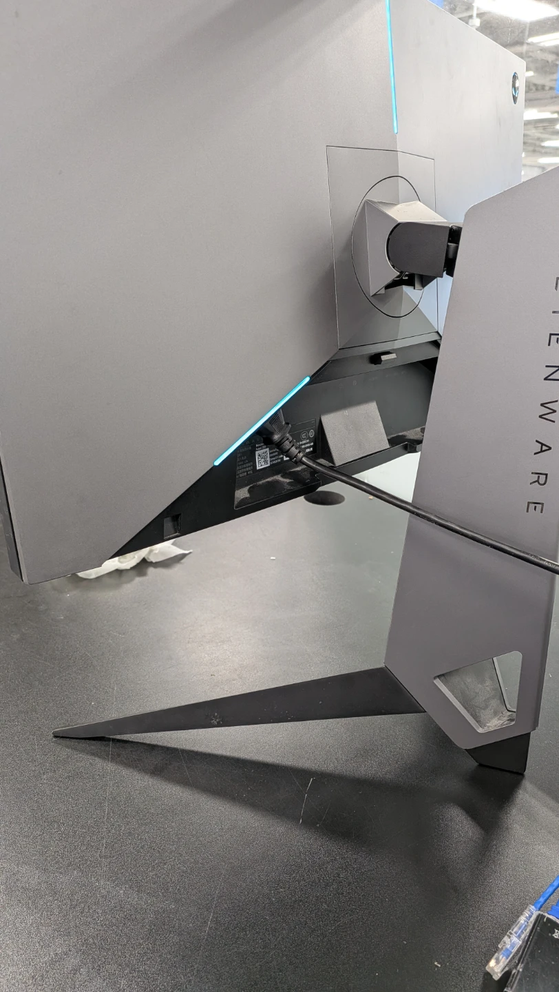 Gaming PC with 24 inch gaming monitor 240hz - photo 3