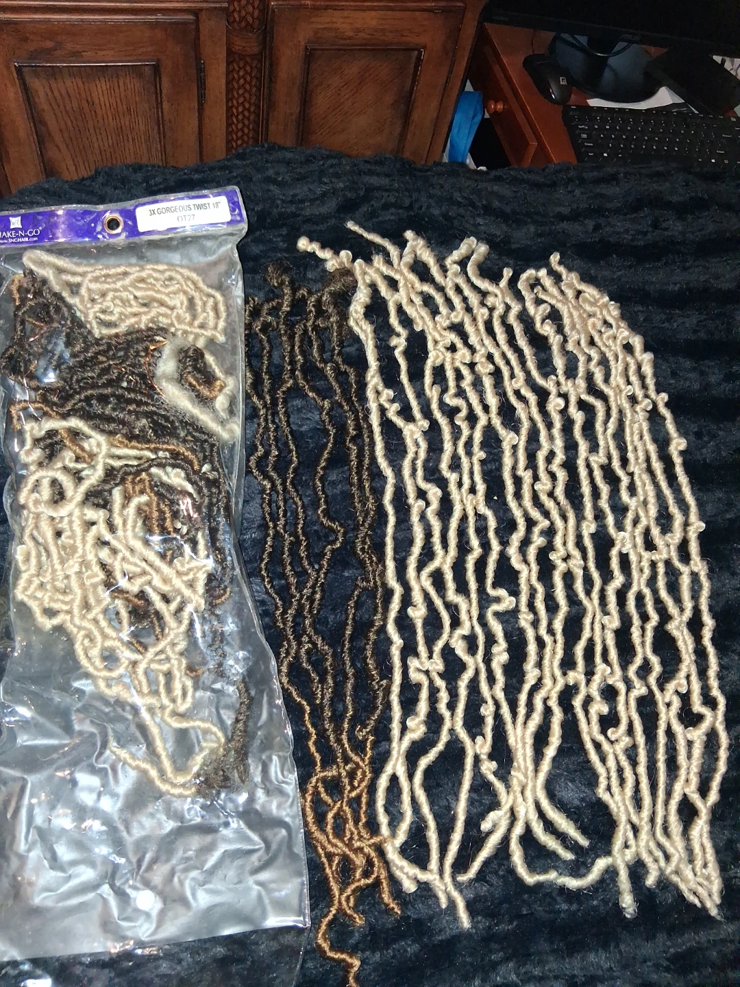 SHAKE-N-GO 18" JX GORGEOUS TWIST 27 Hair Extensions - photo 5