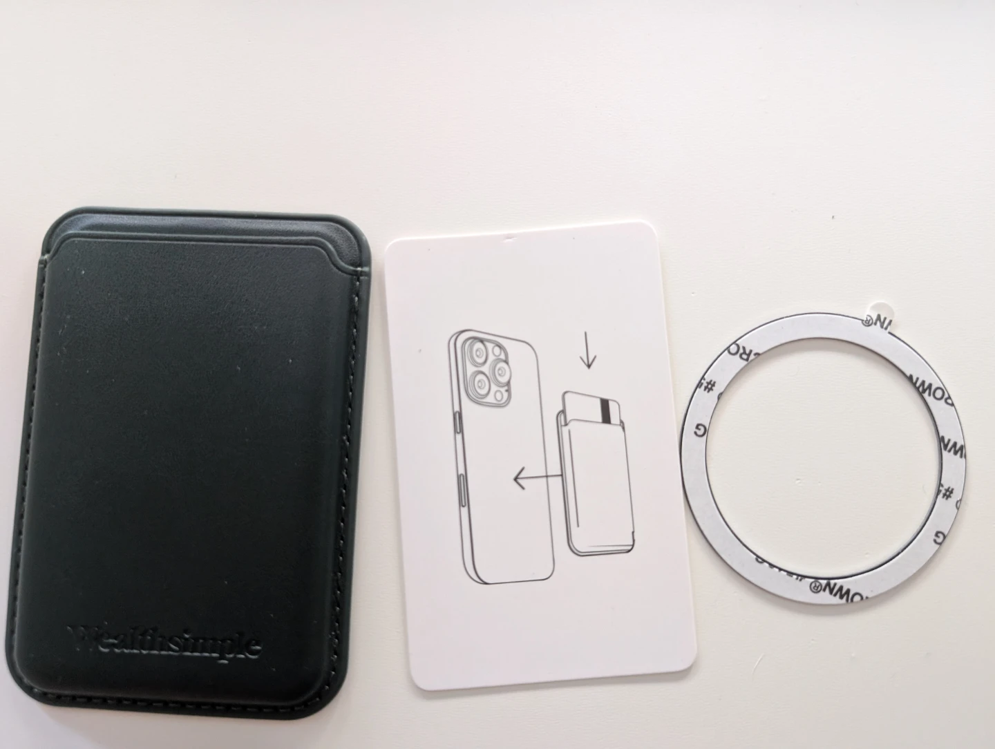 Wealthsimple Dark Green Leather Card Holder with Ring - photo 3