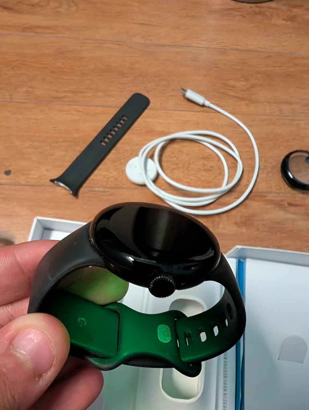 Google Pixel Watch 2 LTE Smartwatch with Black Band - photo 4