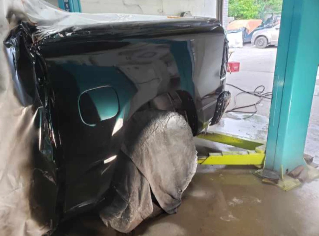 Private Autobody Home - photo 4