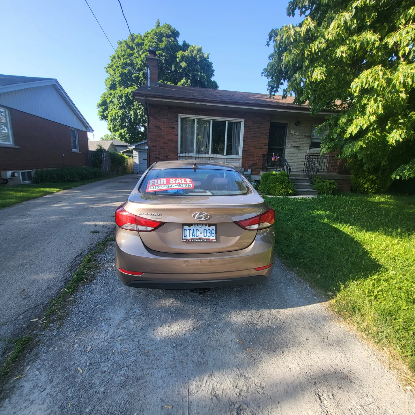 Hyundai Elantra sedan - photo 3
