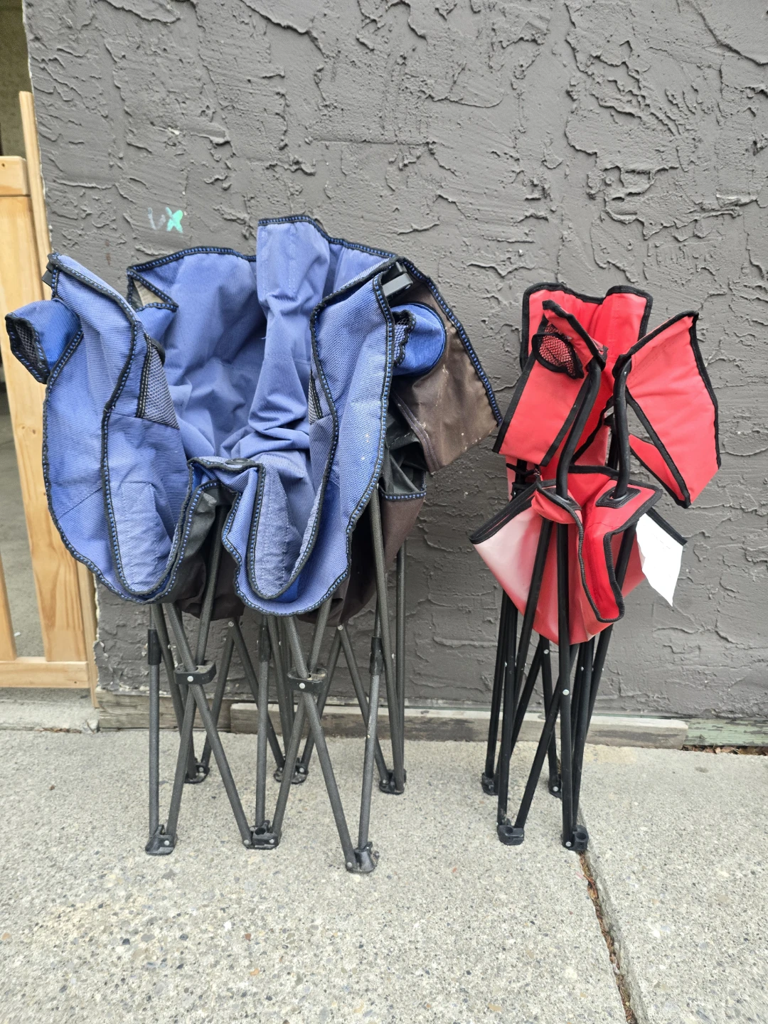Blue, foldable double camping Ozark Trail camping chair - photo 2