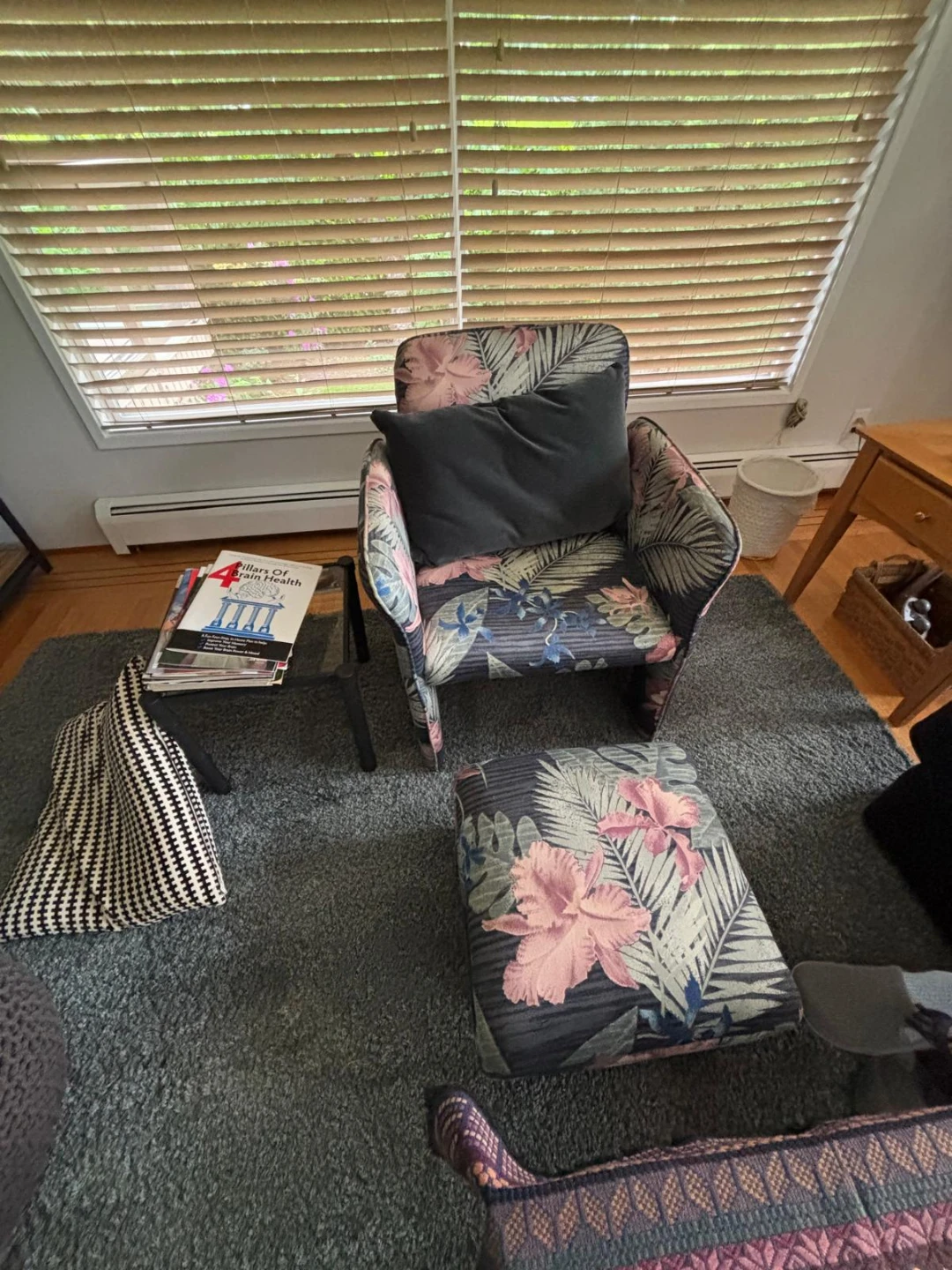 Floral Accent Chair with Ottoman - photo 2