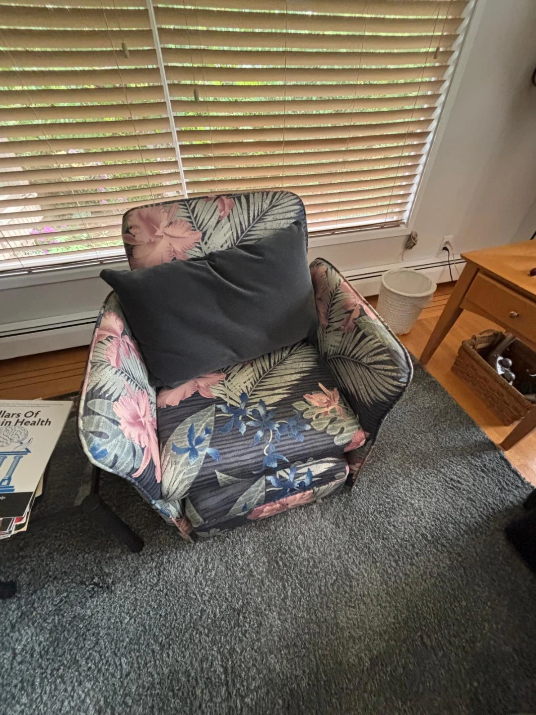 Floral Accent Chair with Ottoman - photo 3