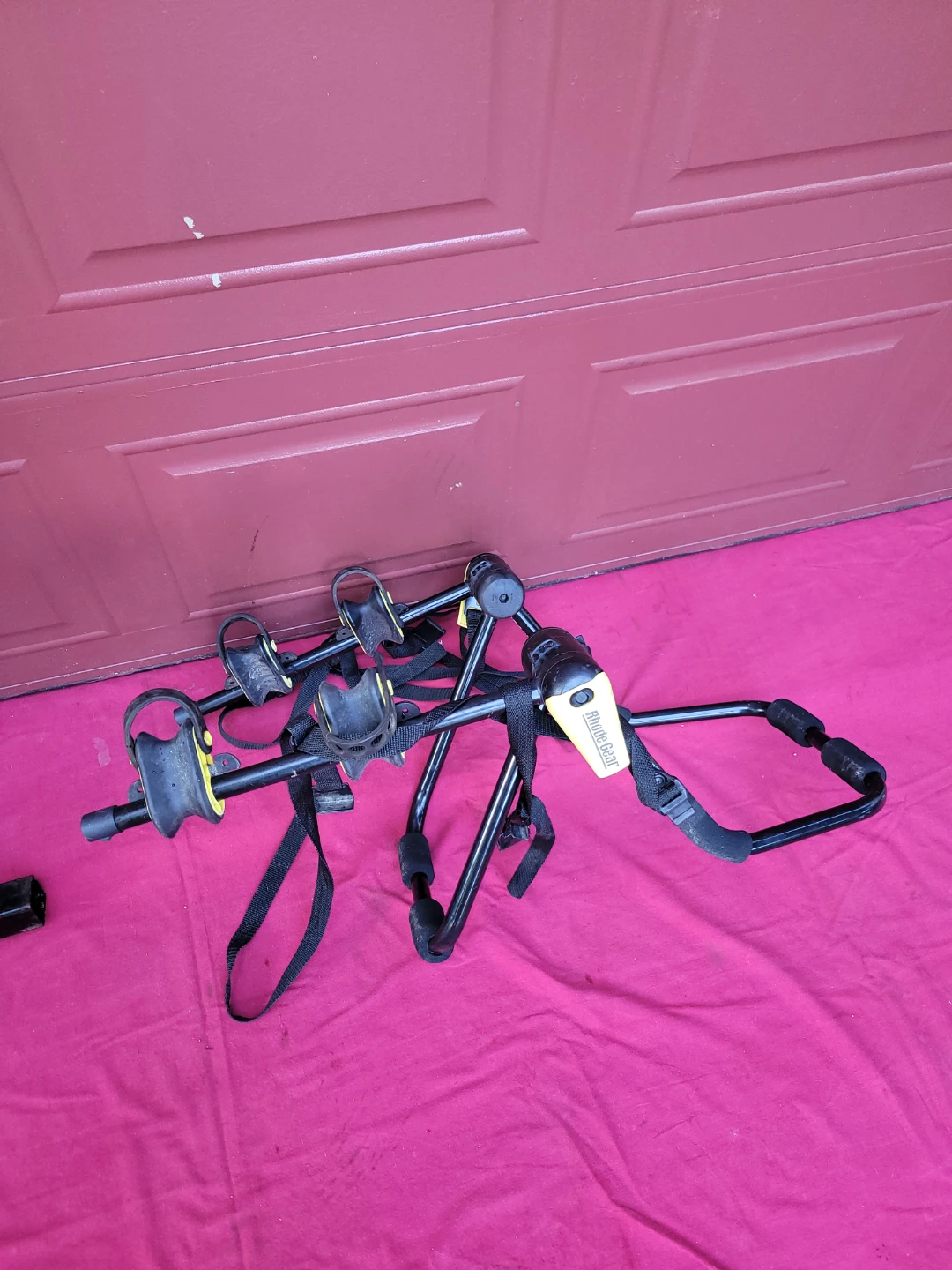 Rack 2-Bike Trunk Mount Bike Rack in excellent working condition