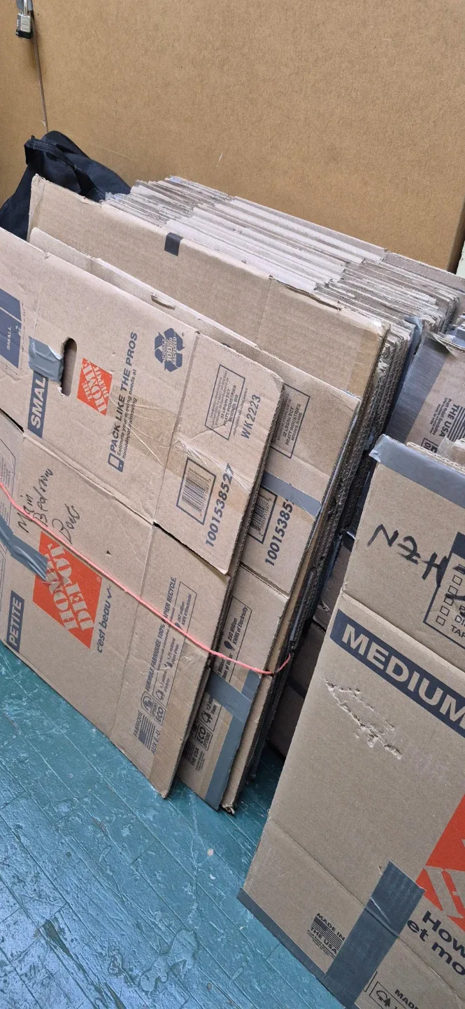 Moving boxes, 68 small, 12 medium - photo 3
