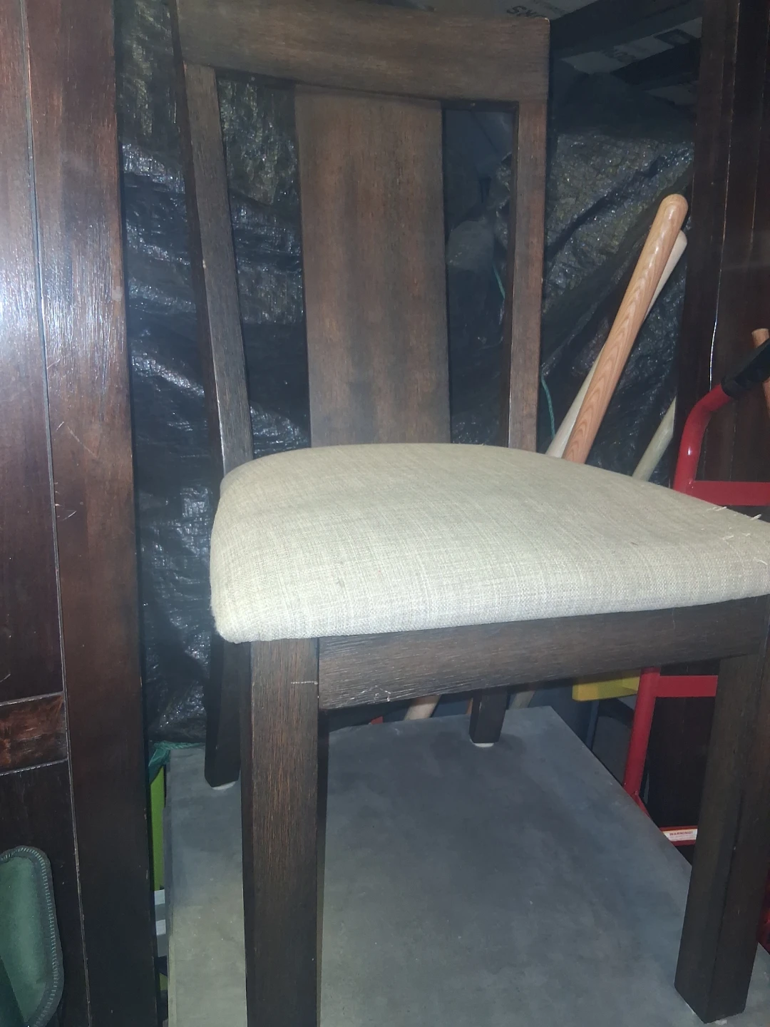 4vWooden Dining Chairs