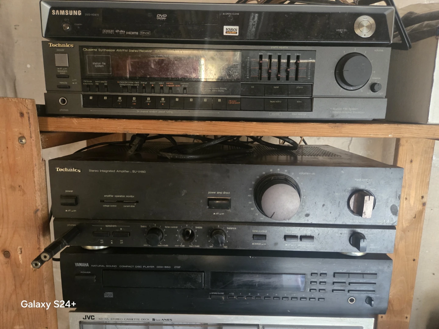 Technics Quartz Synthesizer AM/FM Stereo Receiver SA-GX100