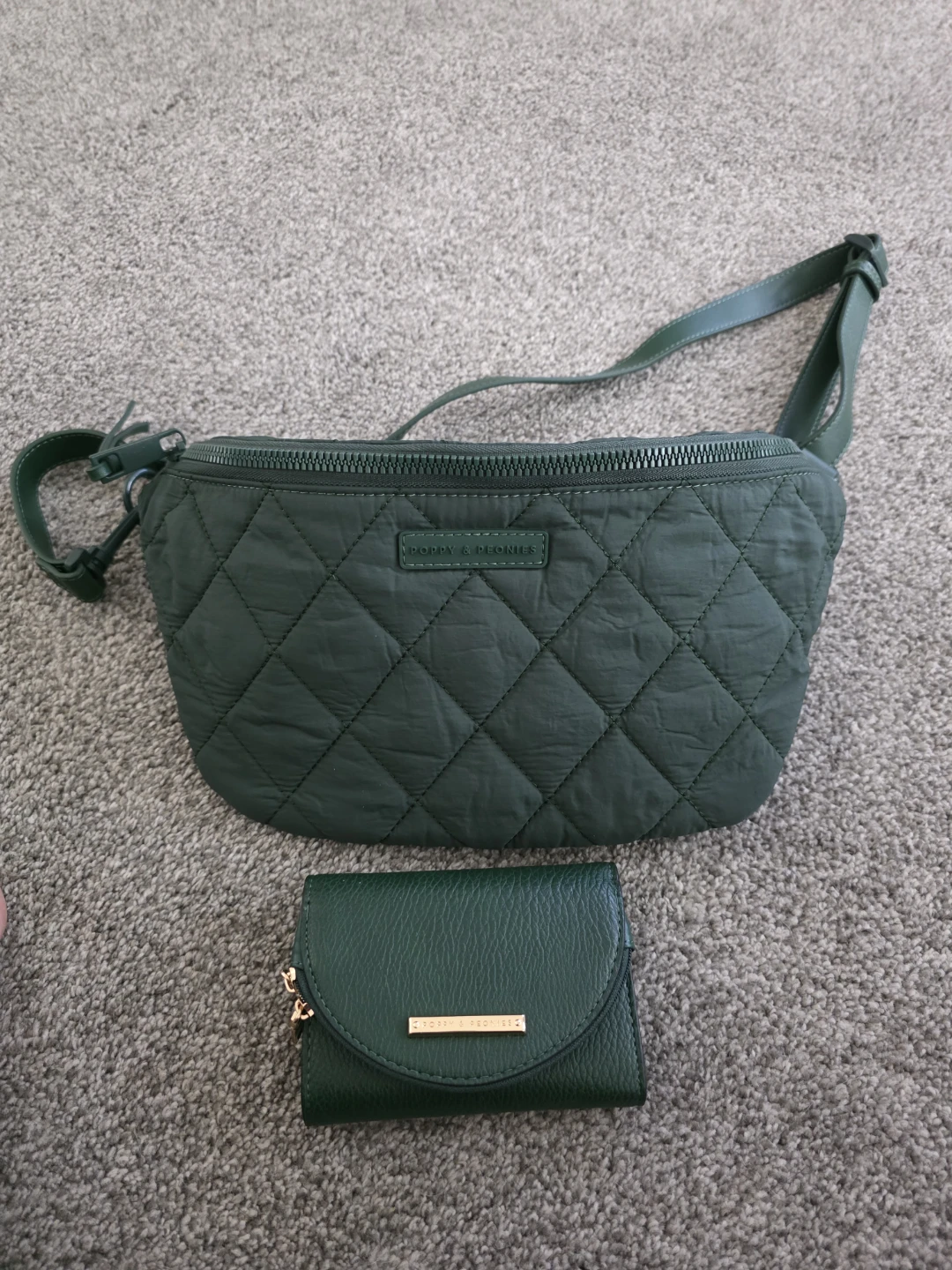 Poppy & Peonies Quilted Sidekick Bag - Heritage Green