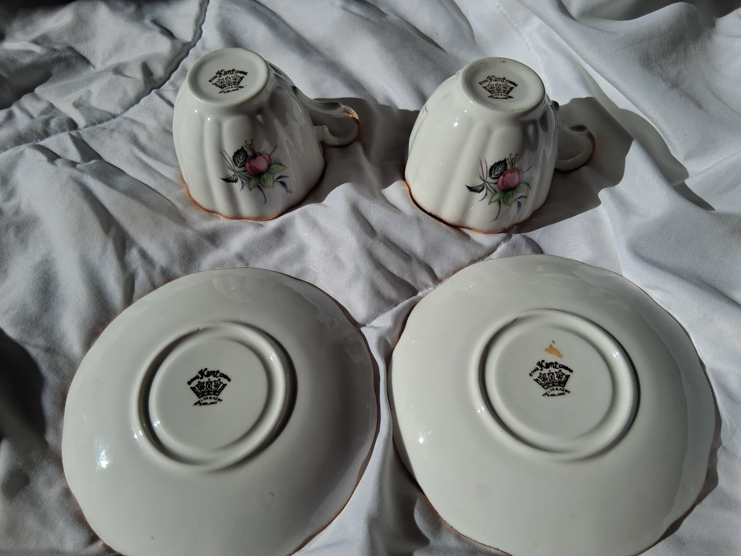 Vintage Taylor & Kent China Tea Cups and Saucers Set of 2 - photo 2
