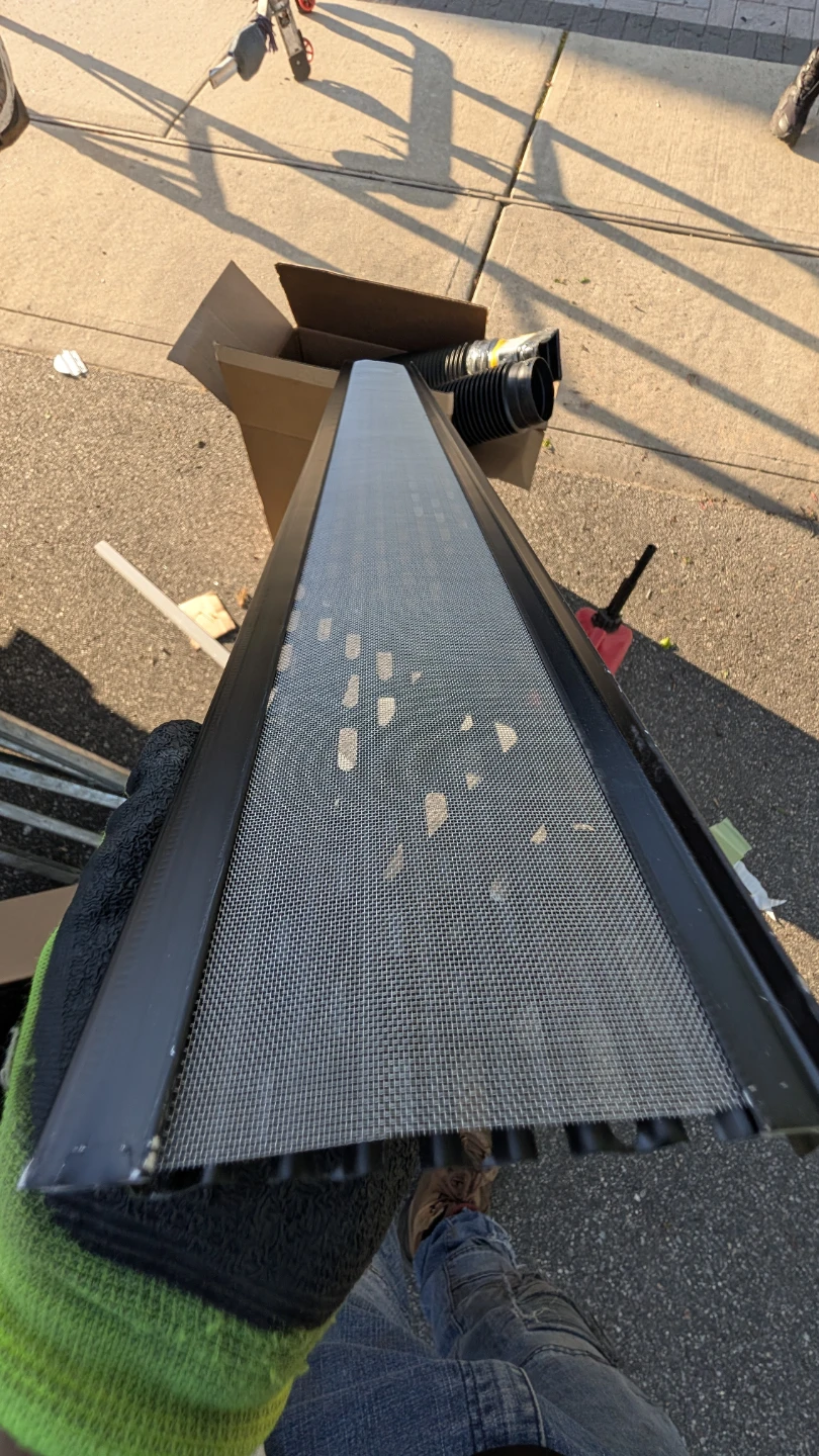 Seamless Gutter Section - photo 3
