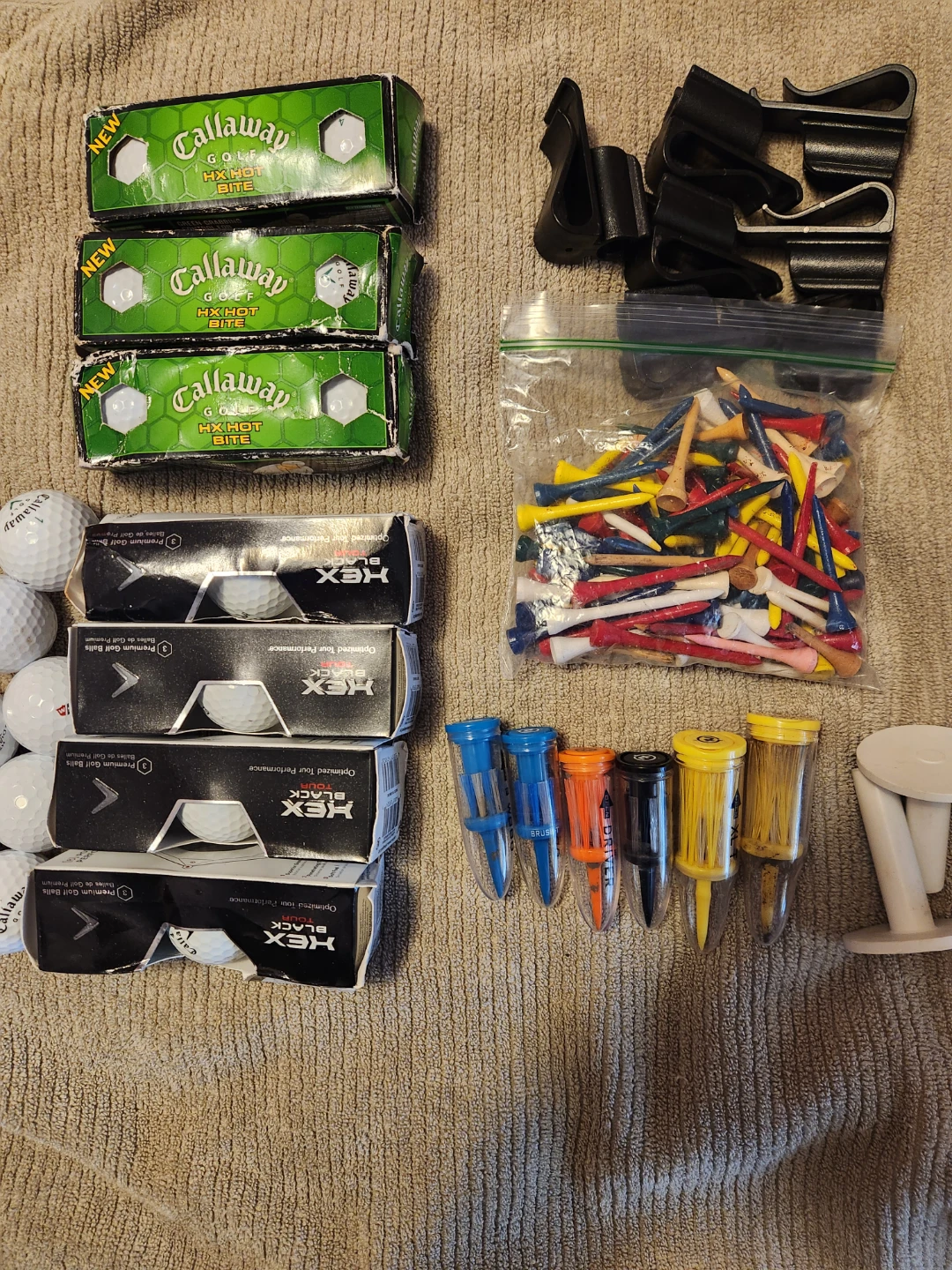 Callaway & HEX Black Tour Golf Balls w/ Accessories