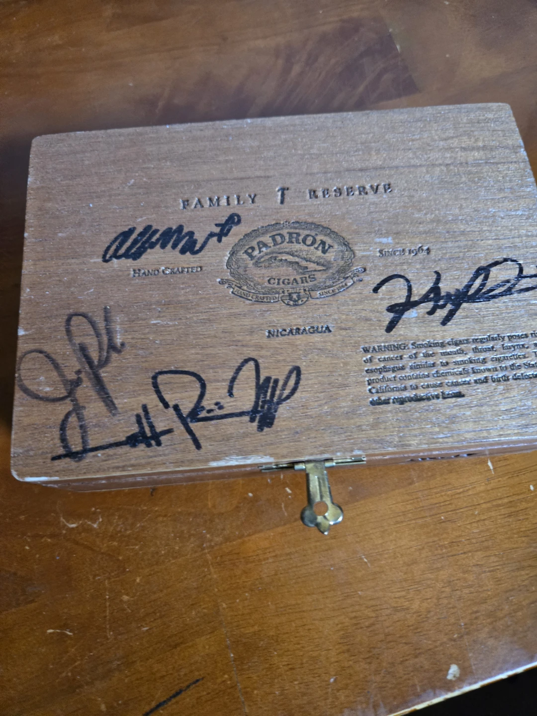 Padrón Family Reserve Cigar Box No. 44 - photo 3