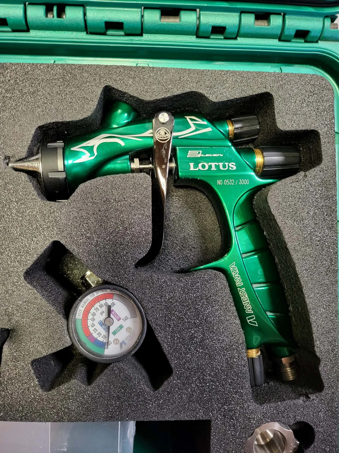 Anest Iwata Lotus Supernova Spray Gun - photo 2