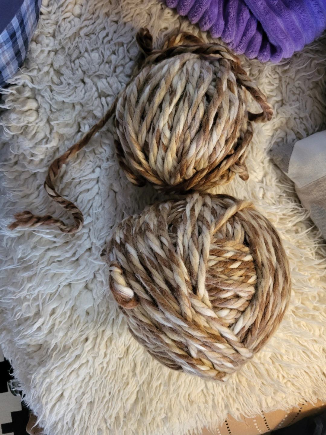 ⚽️ Chunky Yarn Balls - Beige, Brown, White Mix