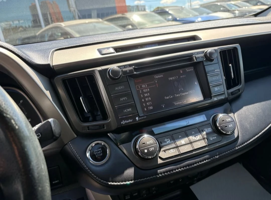 2014 Toyota RAV4 Limited Silver