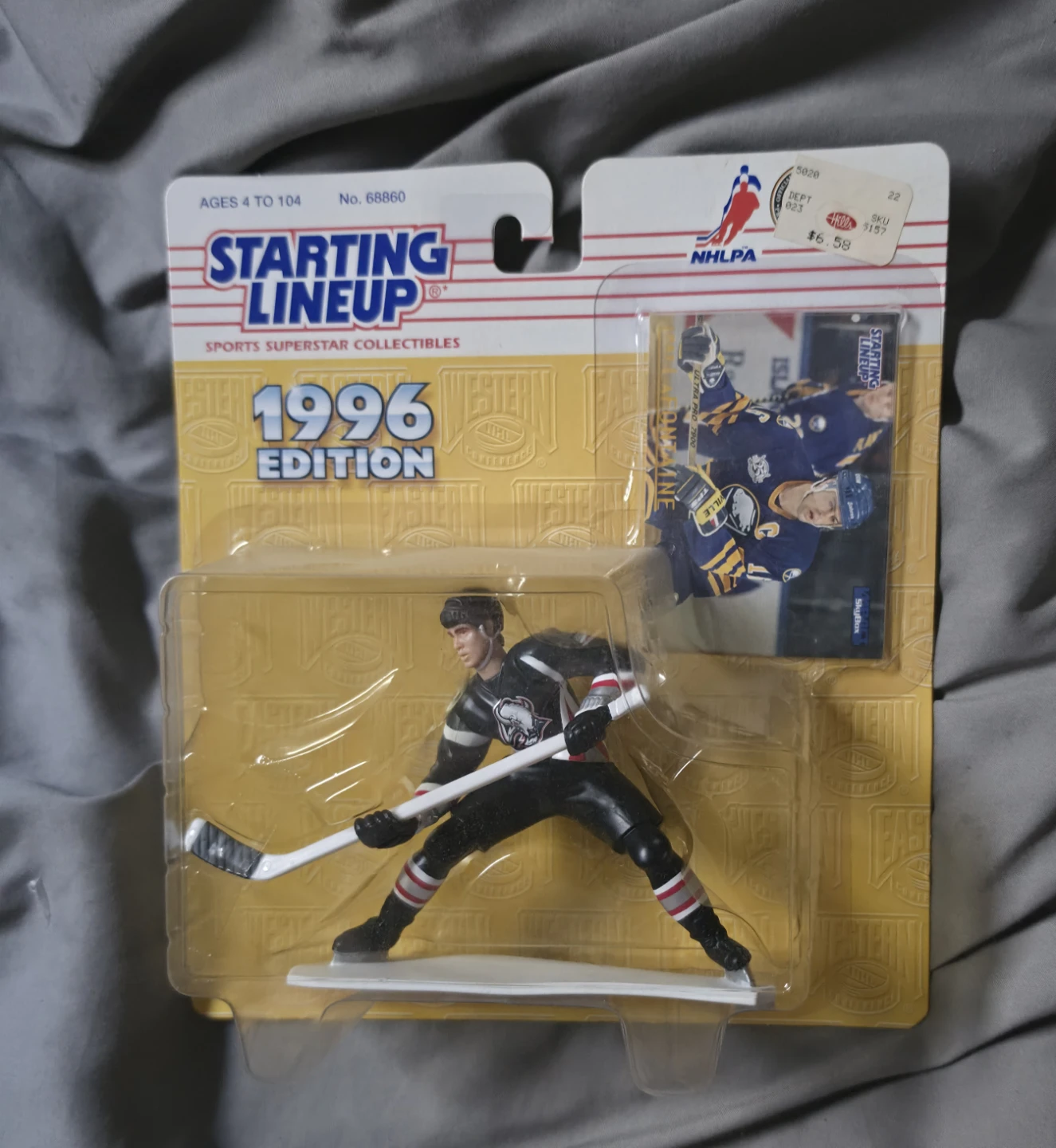 Starting Lineup 1996 Edition NHLPA Hockey Collectible