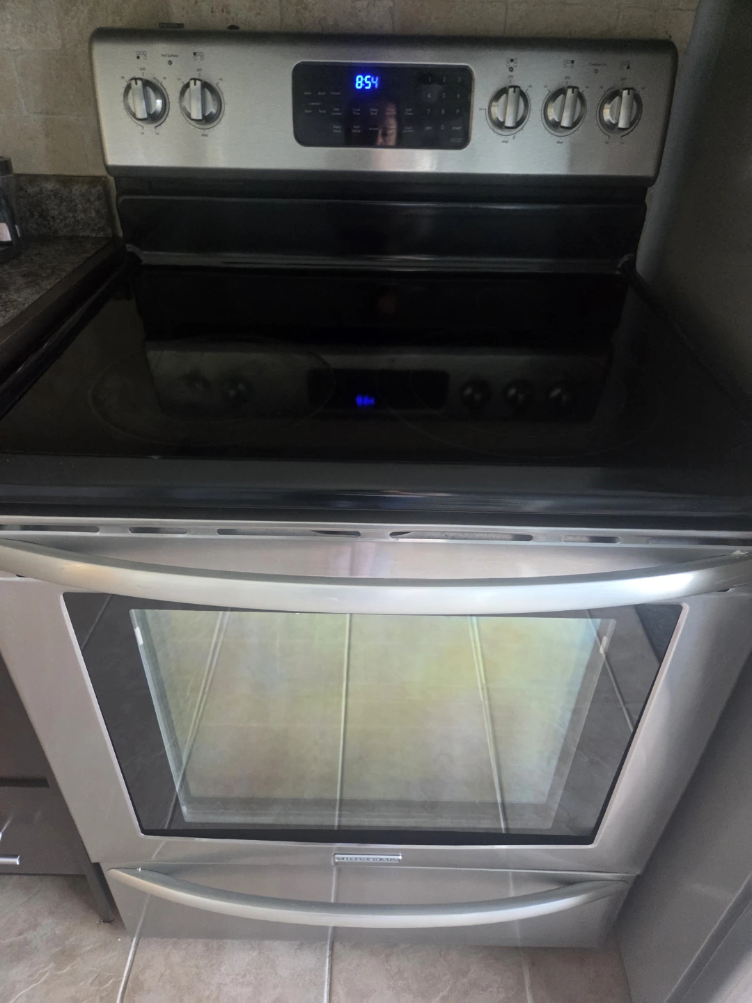 KitchenAid Electric Stove and Oven