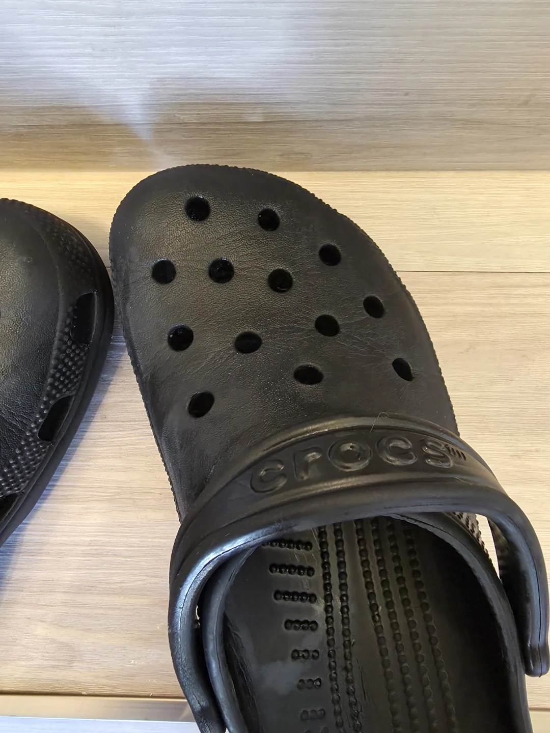 Crocs Clogs - Black (size: Men 7/Woman 9) - photo 2