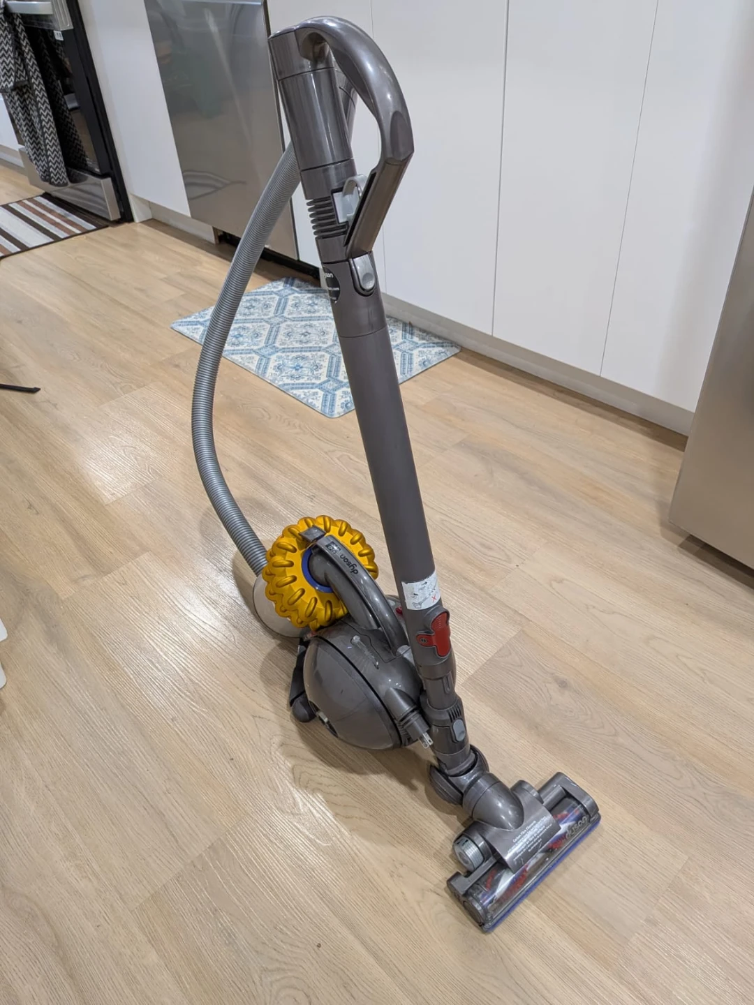 Dyson DC 46 vaccum cleaner