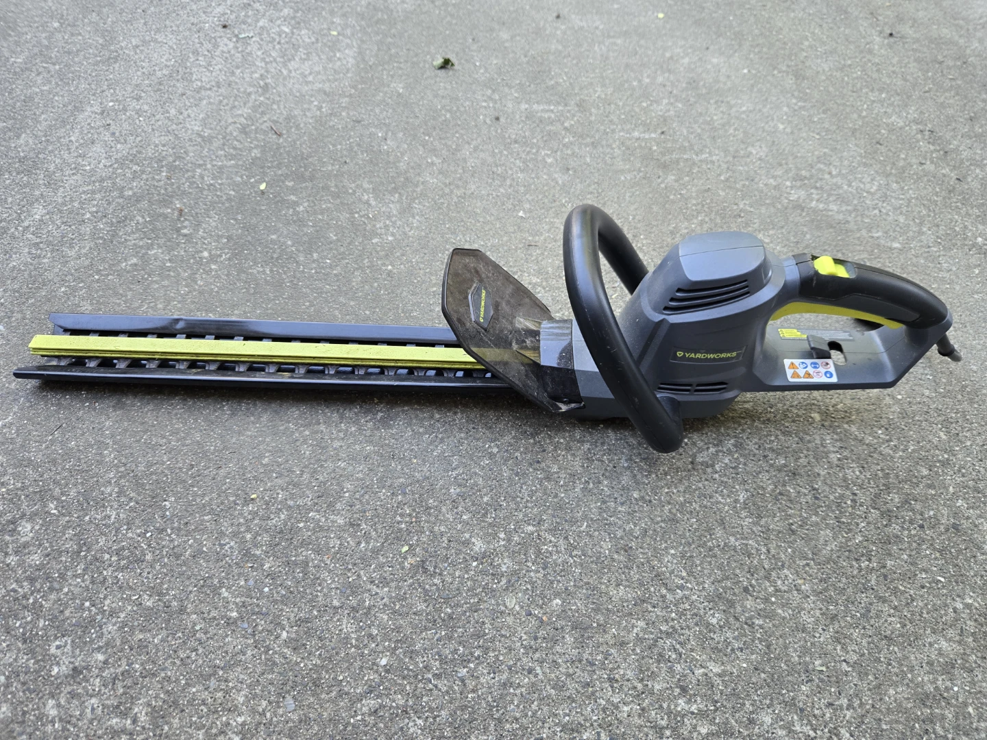 Yardworks Hedge Trimmer