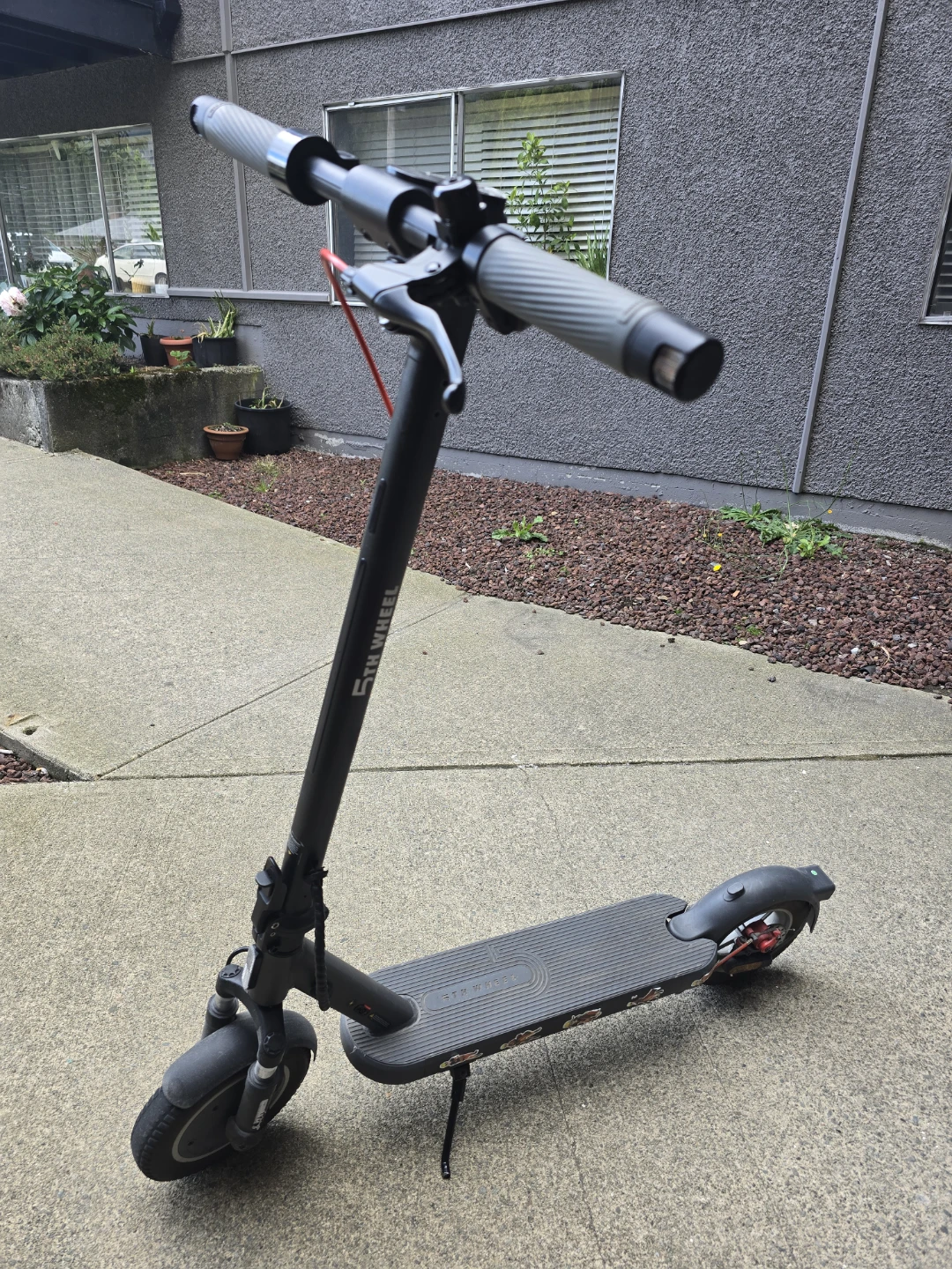 5TH WHEEL V40Pro Electric Scooter - photo 2