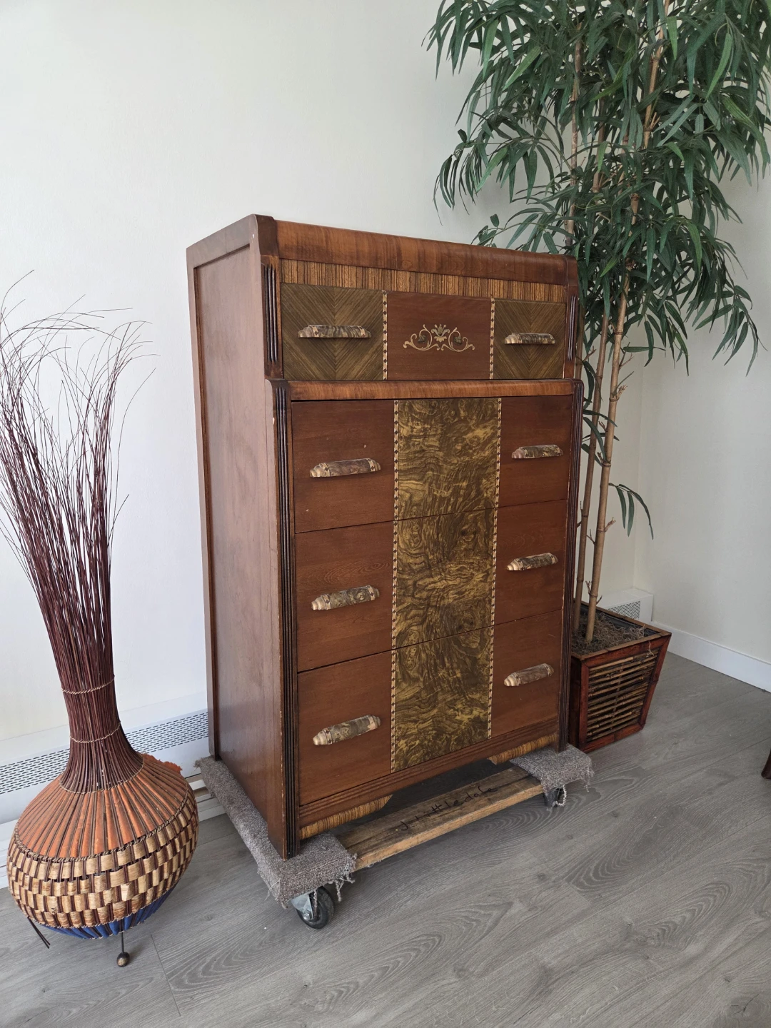 Antique Art Deco Design 4 Drawer Waterfall Dresser - photo 3