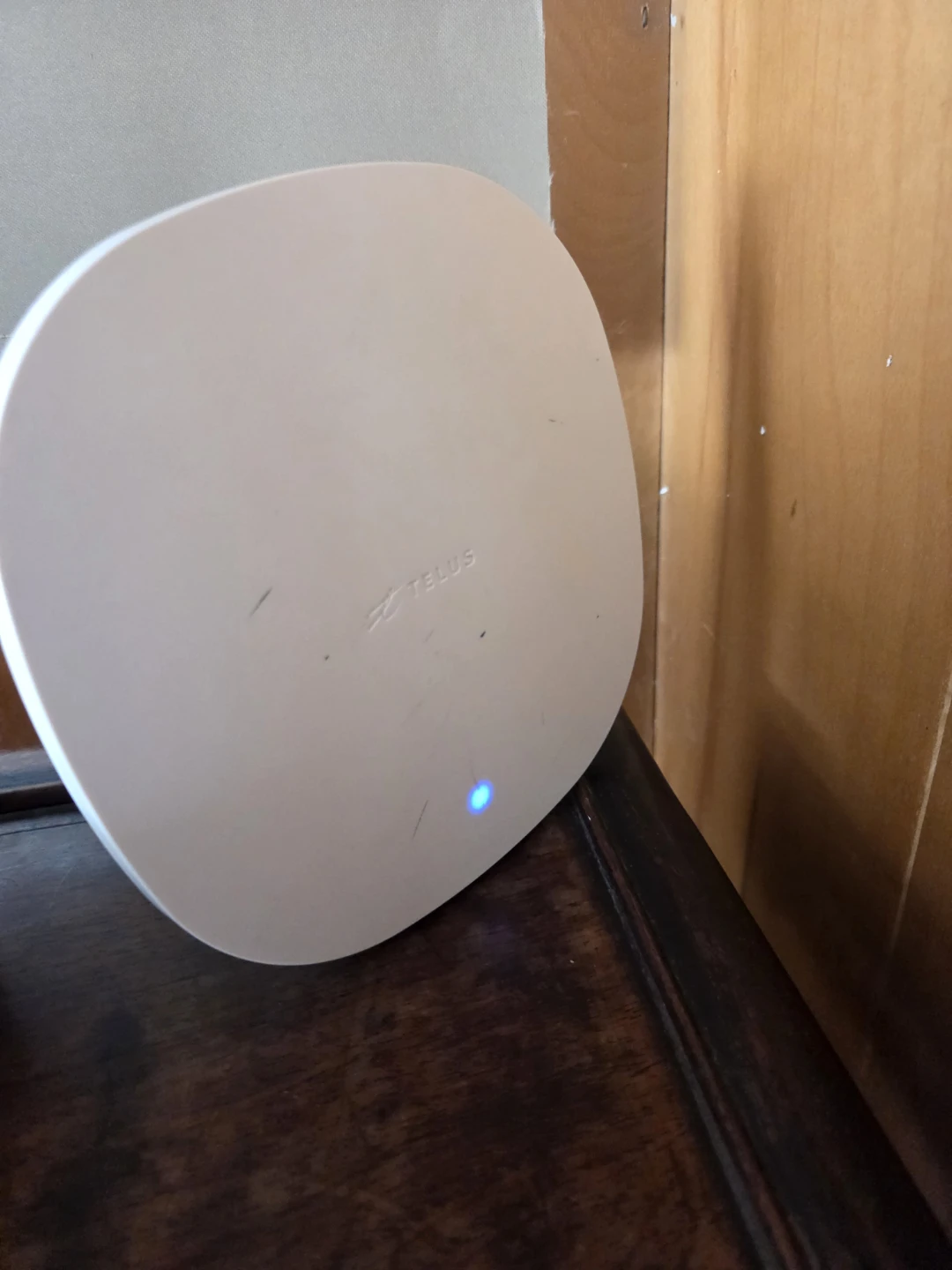 Telus Wi-Fi Extender x 2