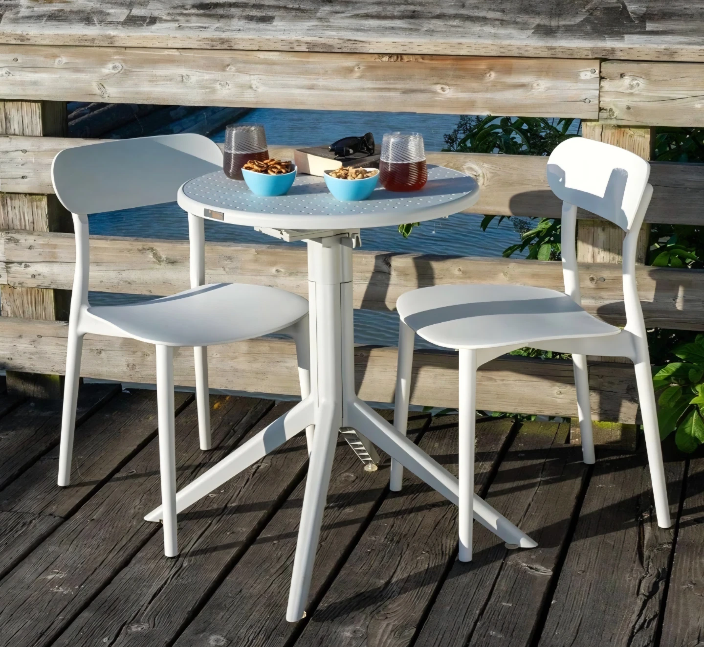 Round outdoor table and chairs set from Patioflare - photo 4