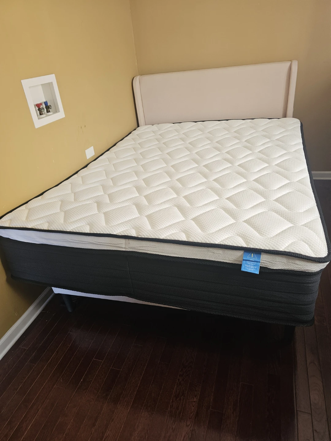 New queen size mattress - photo 3