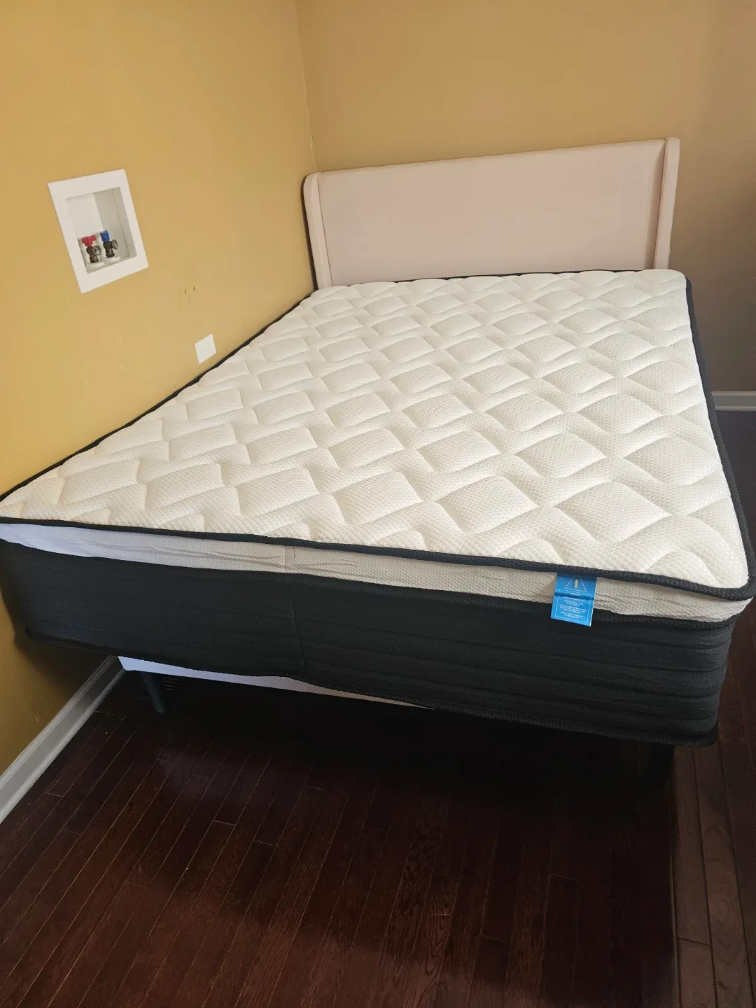 New queen size mattress - photo 3