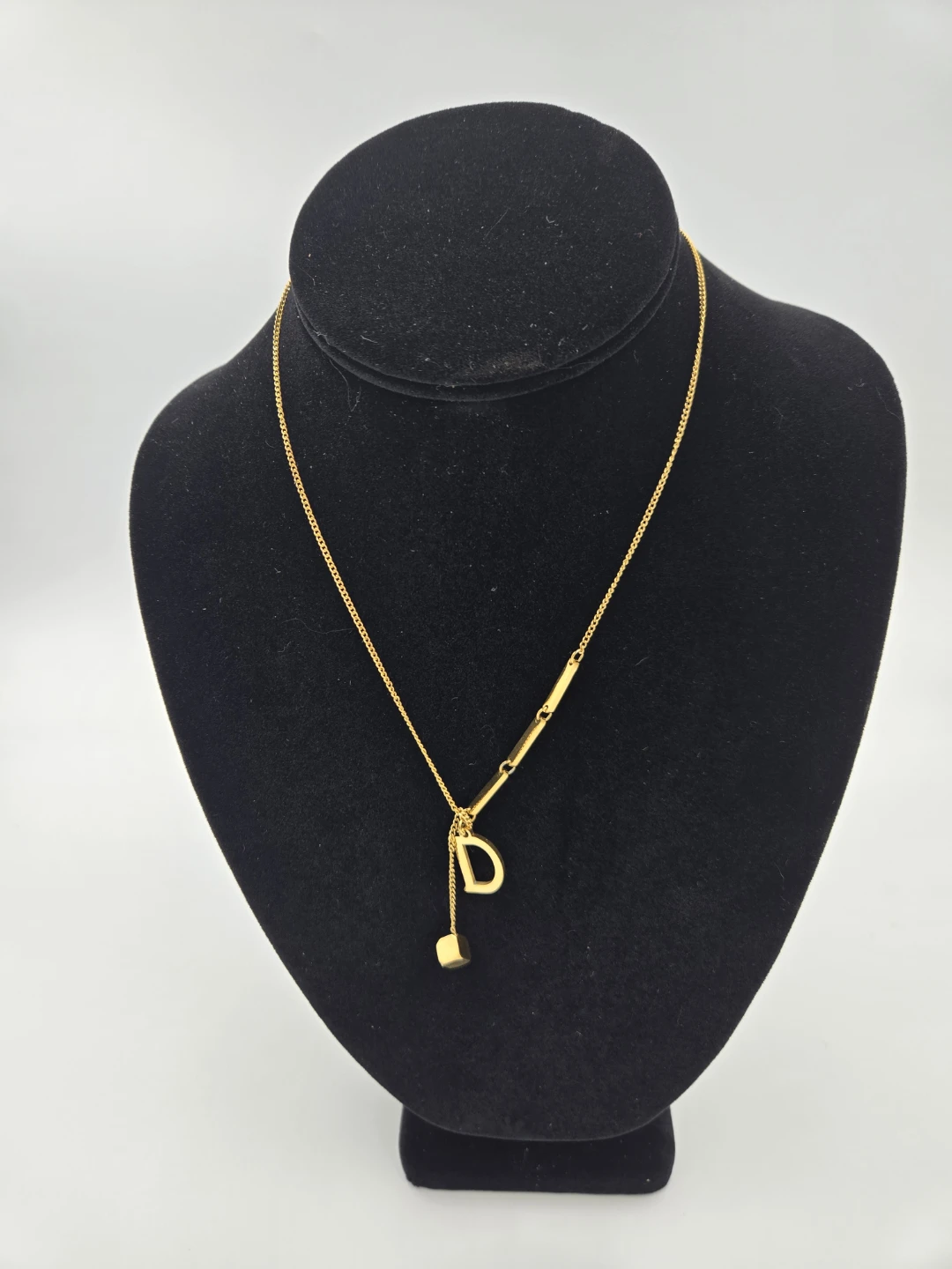 Laminated Gold  'D' pendant necklace