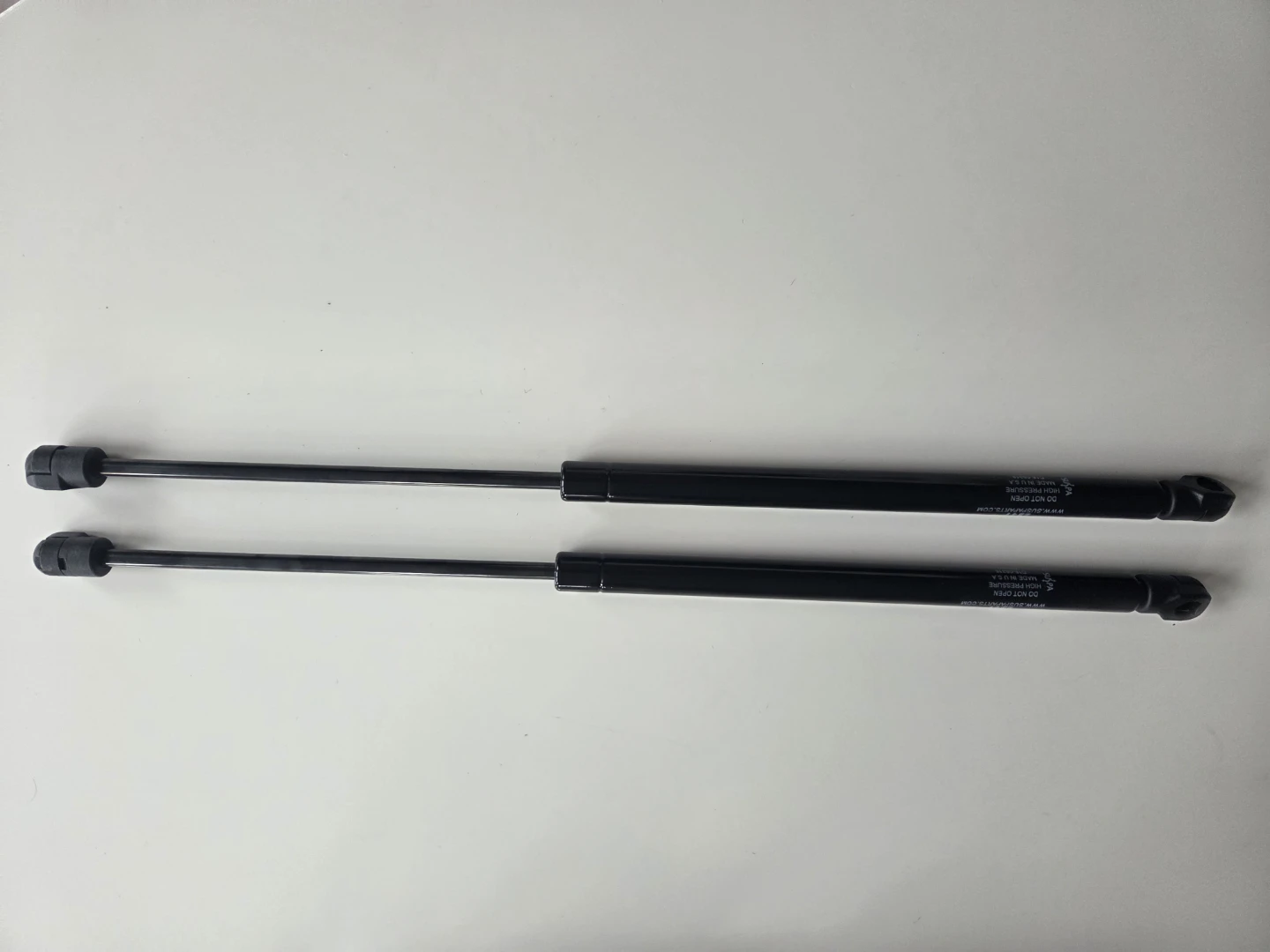 Gas struts