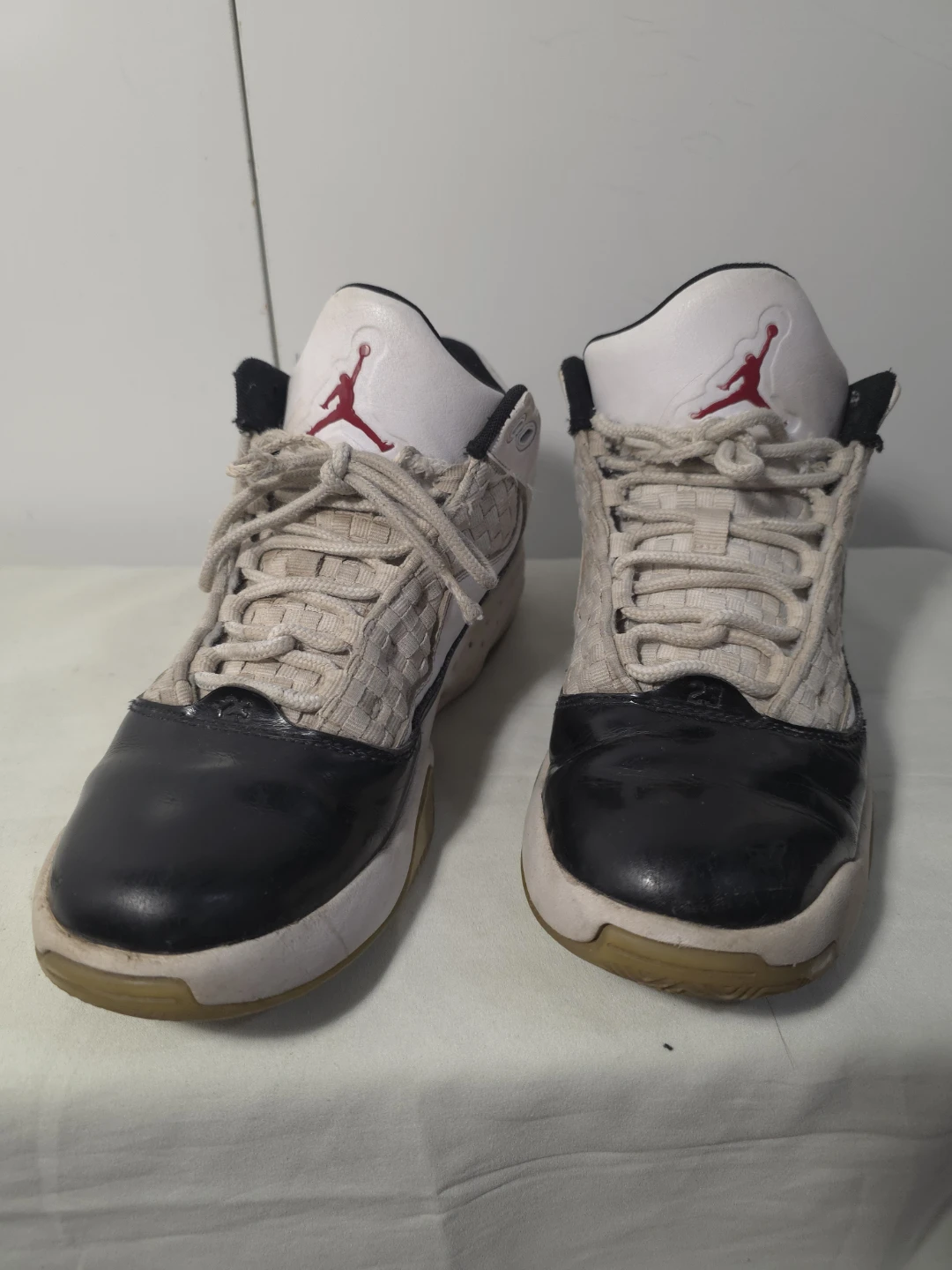 Jordan Shoes - White/Black