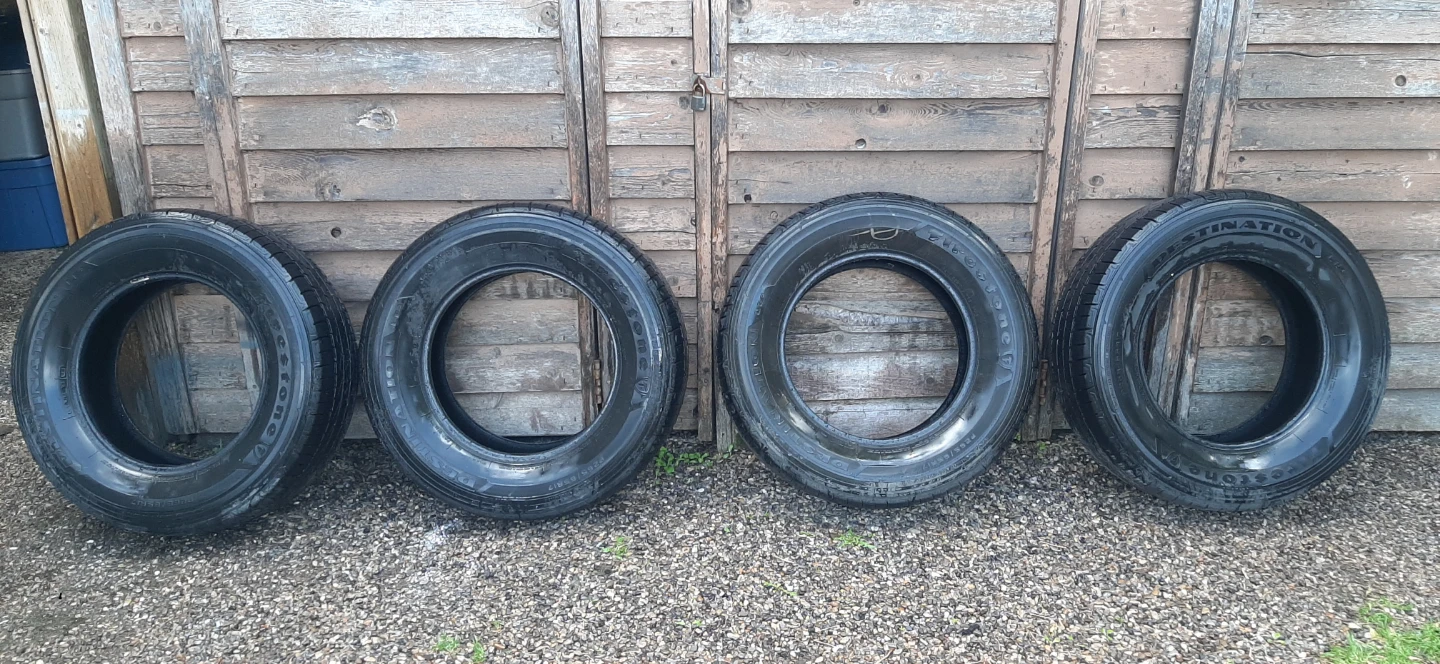 Set of 4 Firestone Destination Summer Tires P265/65R/17 - photo 4