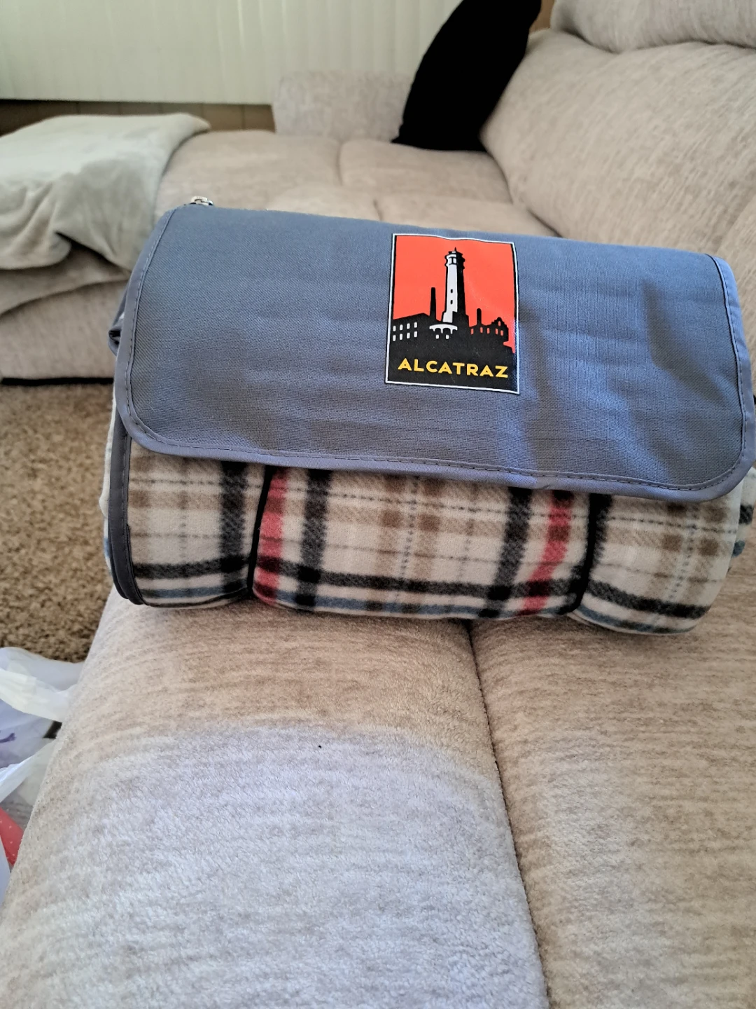 Oniva Blanket Tote Outdoor Blanket