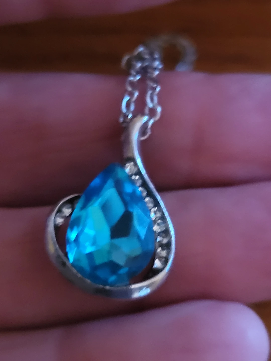 Teardrop Pendant Necklace and Earrings Set - photo 3