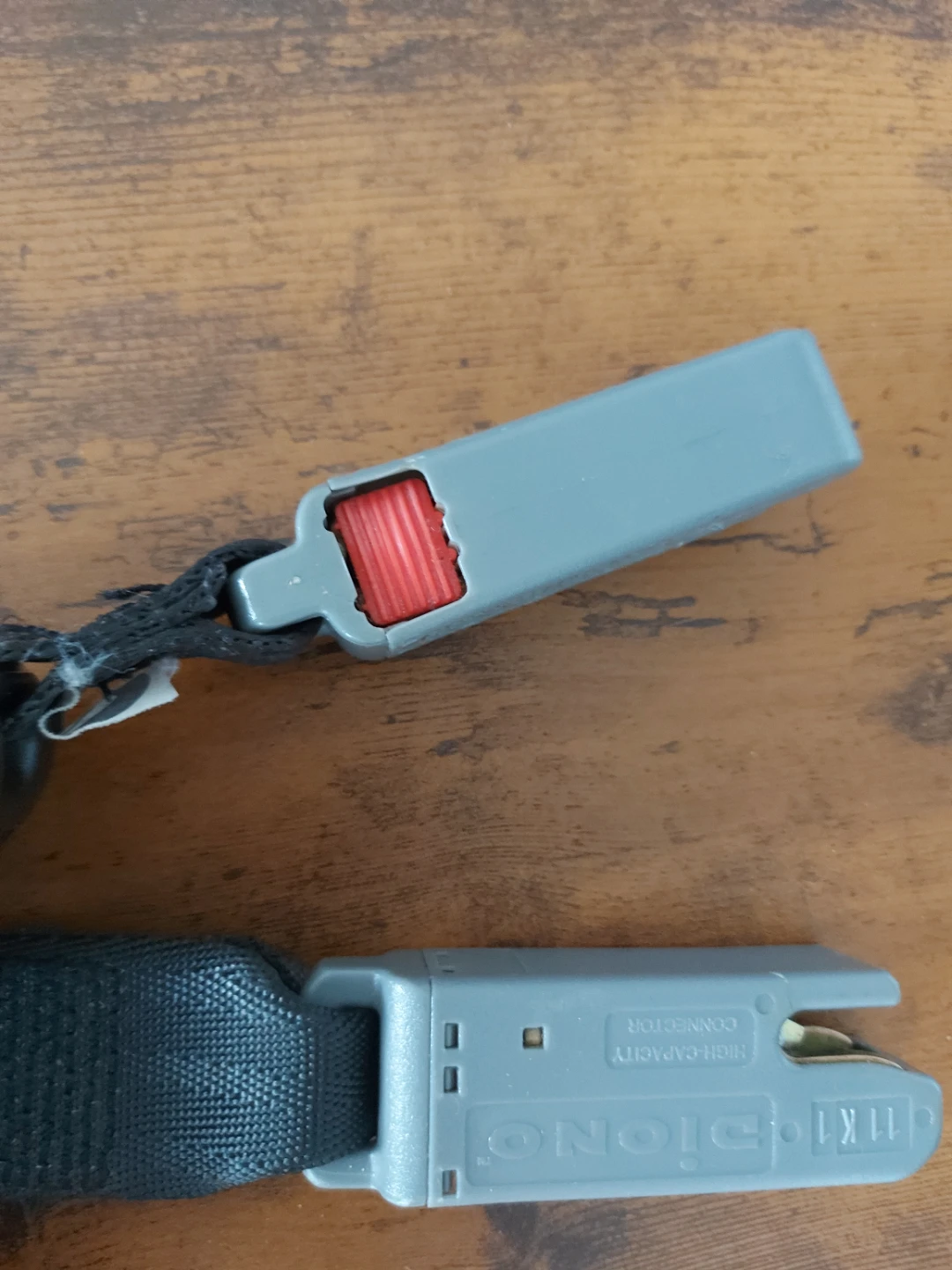 Diono High Capacity Seatbelt Connector - photo 3