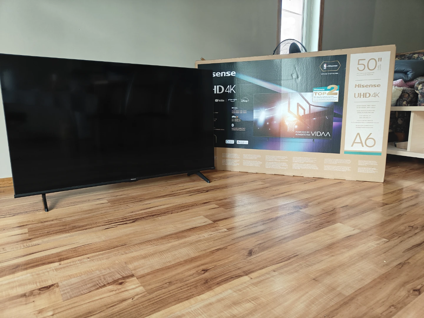 Hisense 50" UHD 4K Smart TV - photo 2